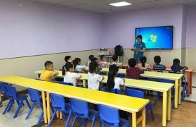 牛家班的老师带孩子快乐的渡过幼小衔接阶段