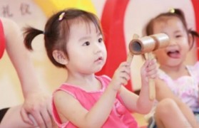 国学幼小衔接课 童学馆提倡独立上课学中玩