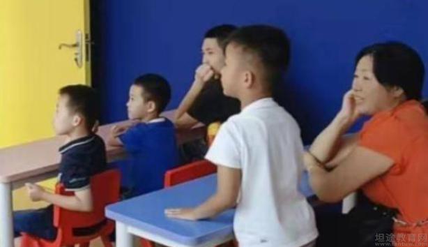 无锡牛顿1+7教育课堂情况