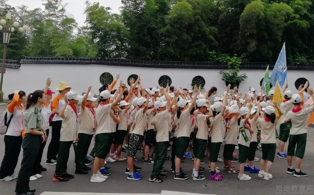 无锡龅牙兔儿童情商乐园